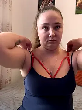 Joannakiss from StripChat is Freechat