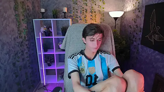 John_Weasley from StripChat is Freechat