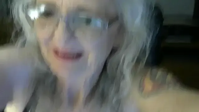 JoleneDelacroix from StripChat is Freechat