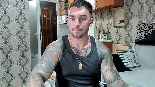Jonmusclemaster from StripChat