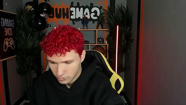 JonnyDarka from StripChat is Freechat