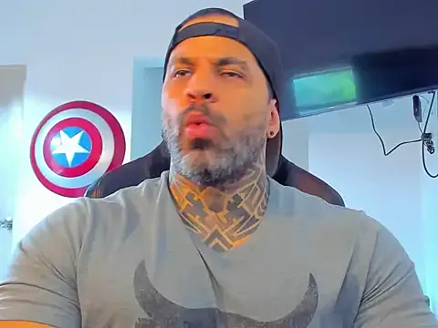 JoshRigby from StripChat is Freechat