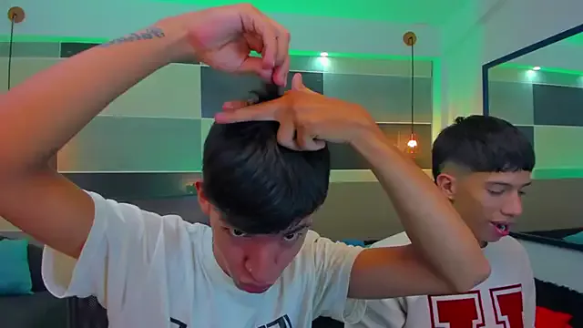 Girls: try live performances with matured performers, from dancing to quirks, in a variety of beautiful sex cams.