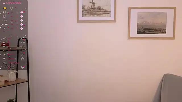 Judith_Traith from StripChat is Freechat