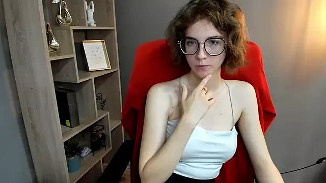 Girls: try live performances with matured performers, from dancing to quirks, in a variety of beautiful sex cams.