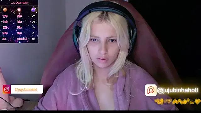 Jujubinhahot from StripChat