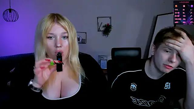 Girls: try live performances with matured performers, from dancing to quirks, in a variety of beautiful sex cams.