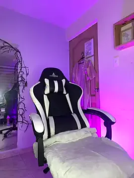 Julieta_Mendez from StripChat is Freechat