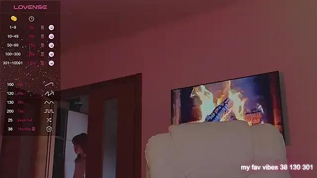 Juliette_Sunshine from StripChat is Freechat