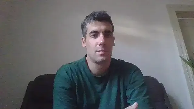 JulioIsHere4you from StripChat is Freechat