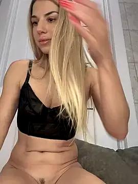 JustKatrin from StripChat is Freechat
