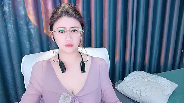 Kai_River from StripChat is Freechat