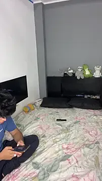 Kailertwink from StripChat is Freechat