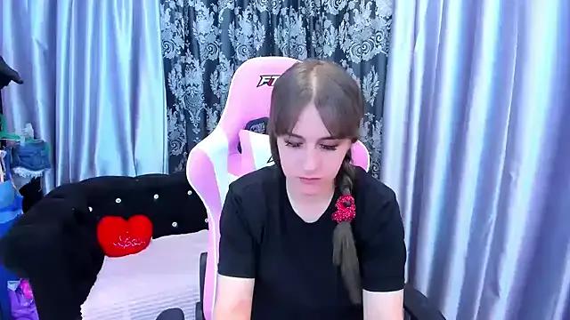 KamilaFoxy from StripChat is Freechat