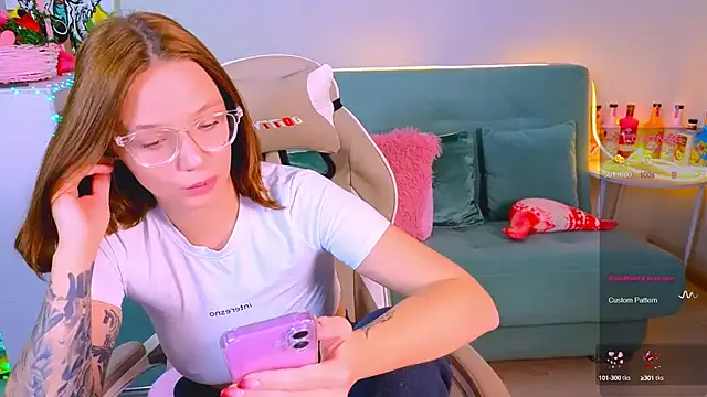 Girls: try live performances with matured performers, from dancing to quirks, in a variety of beautiful sex cams.