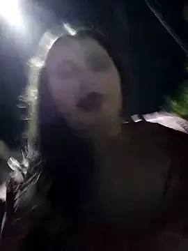 Kari_Mendez from StripChat is Freechat