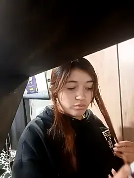 Karina_Leon from StripChat is Freechat