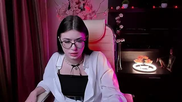 Girls: try live performances with matured performers, from dancing to quirks, in a variety of beautiful sex cams.