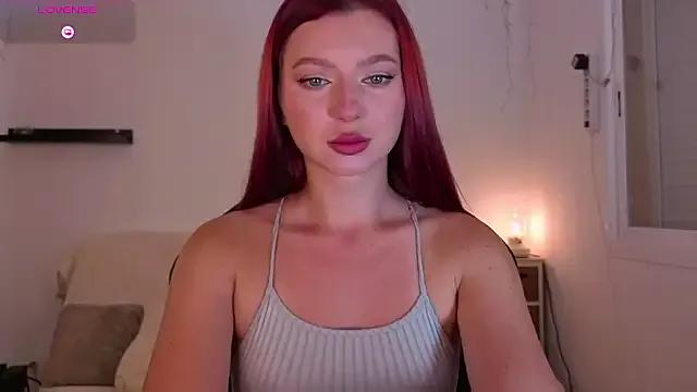 Karinchik_ from StripChat is Freechat