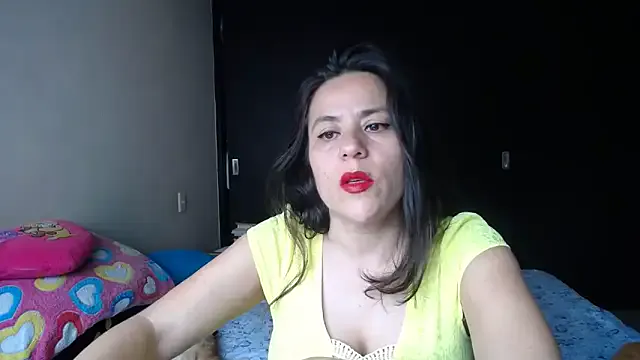 KAROLCANDY from StripChat is Freechat