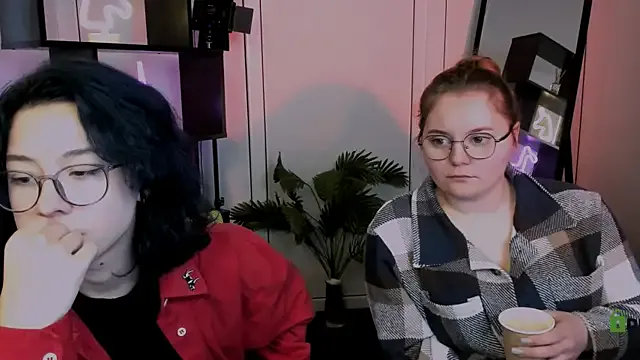 karolina_vendi from StripChat is Freechat