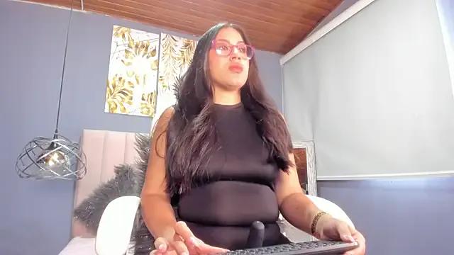 Karoline21 from StripChat is Freechat