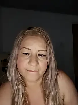 Karoline_milf_hot from StripChat is Freechat