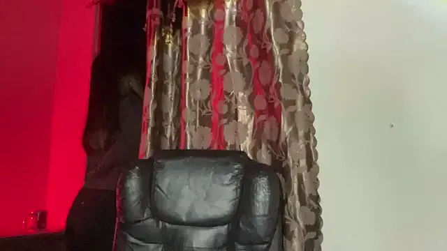 kat_mire from StripChat is Freechat