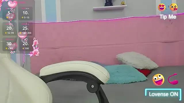 Girls: try live performances with matured performers, from dancing to quirks, in a variety of beautiful sex cams.