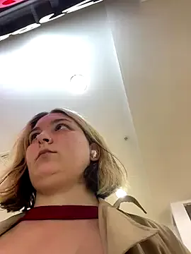 KateBurlesk from StripChat is Freechat