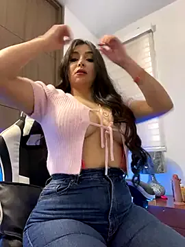 Girls: try live performances with matured performers, from dancing to quirks, in a variety of beautiful sex cams.