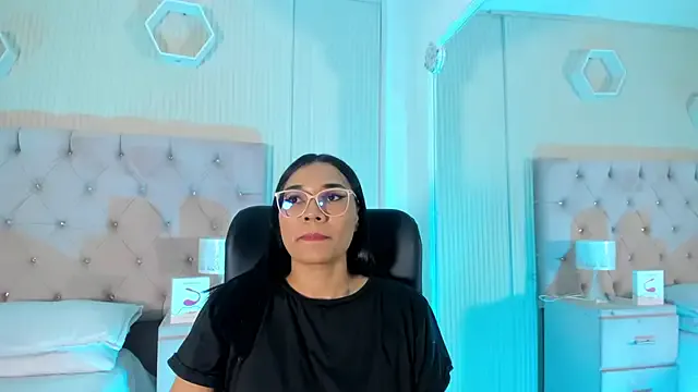 katemooss from StripChat is Freechat