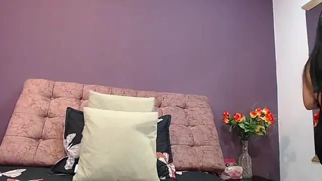 KateWelsin from StripChat is Freechat