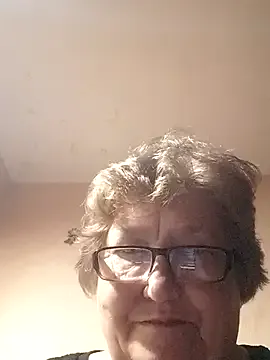 Katherine735 from StripChat is Freechat