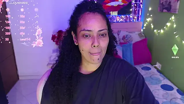 katherinnyazz from StripChat is Freechat