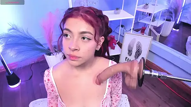 Girls: try live performances with matured performers, from dancing to quirks, in a variety of beautiful sex cams.