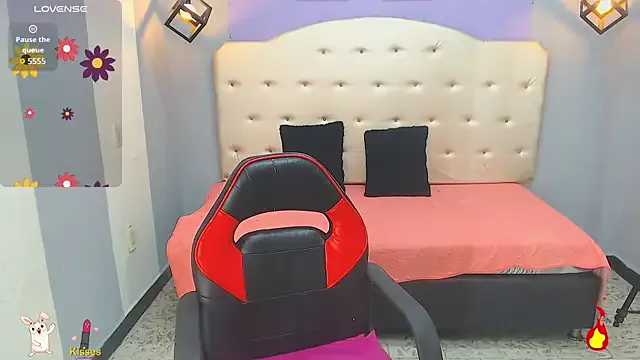 Girls: try live performances with matured performers, from dancing to quirks, in a variety of beautiful sex cams.