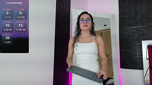 Girls: try live performances with matured performers, from dancing to quirks, in a variety of beautiful sex cams.