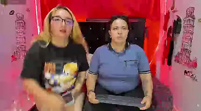 Girls: try live performances with matured performers, from dancing to quirks, in a variety of beautiful sex cams.