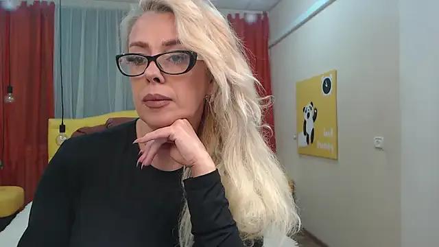 Girls: try live performances with matured performers, from dancing to quirks, in a variety of beautiful sex cams.