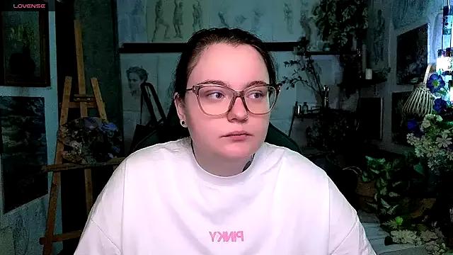 KatrinClark from StripChat is Freechat