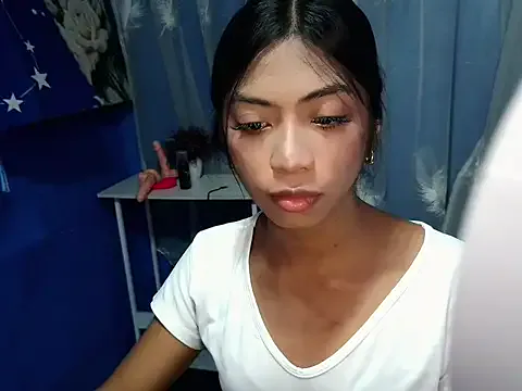 Kayra_Slut122 from StripChat