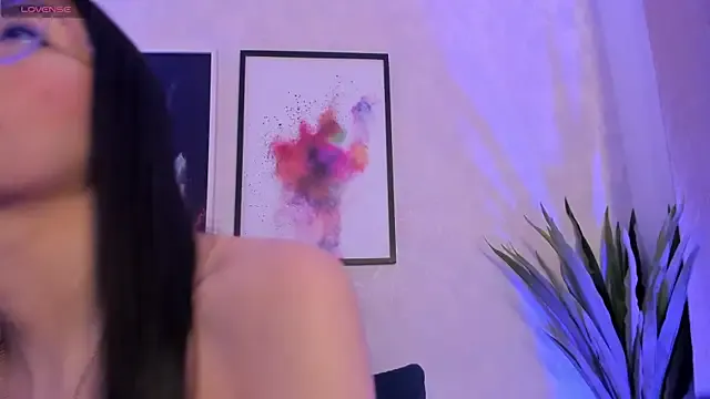 Keira_Corleone from StripChat is Freechat