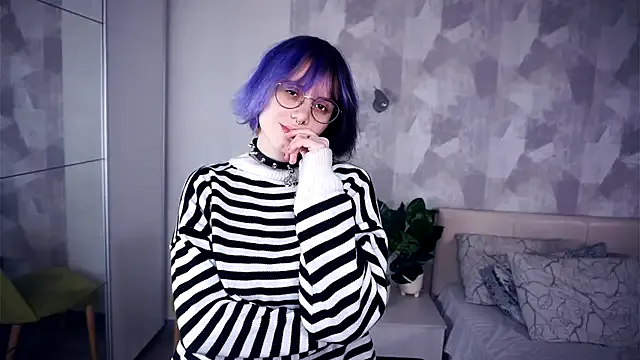 KellePourier from StripChat is Freechat