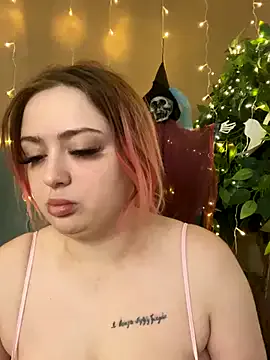 KellyMoors from StripChat is Freechat