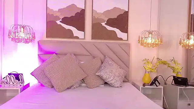 kendalFox_ from StripChat is Freechat