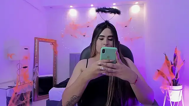 kendall_roous from StripChat is Freechat