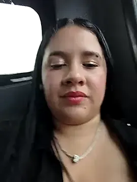 Kendra-daring from StripChat is Freechat