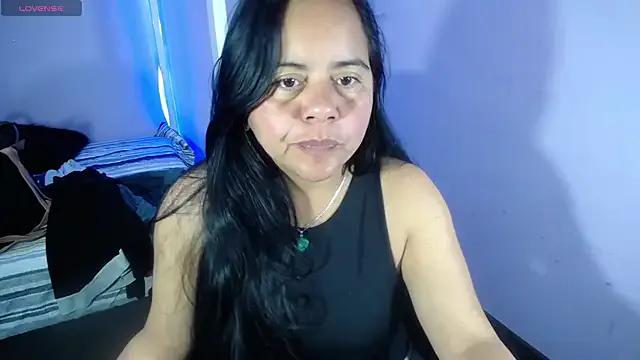 kendra__mamba from StripChat is Freechat