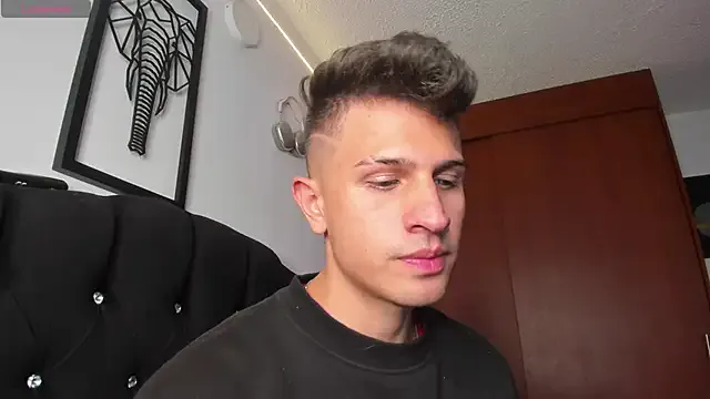 kevin_ahss from StripChat is Freechat